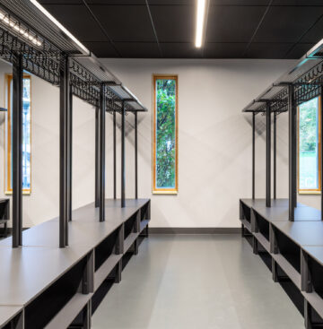 Kahepoolne garderoob Liisa, 19 riputuskohta