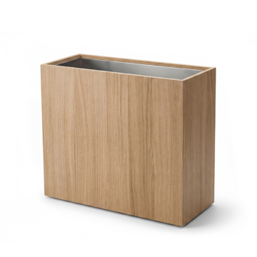 Tammespooniga kaetud veekindel lillekast, Nor